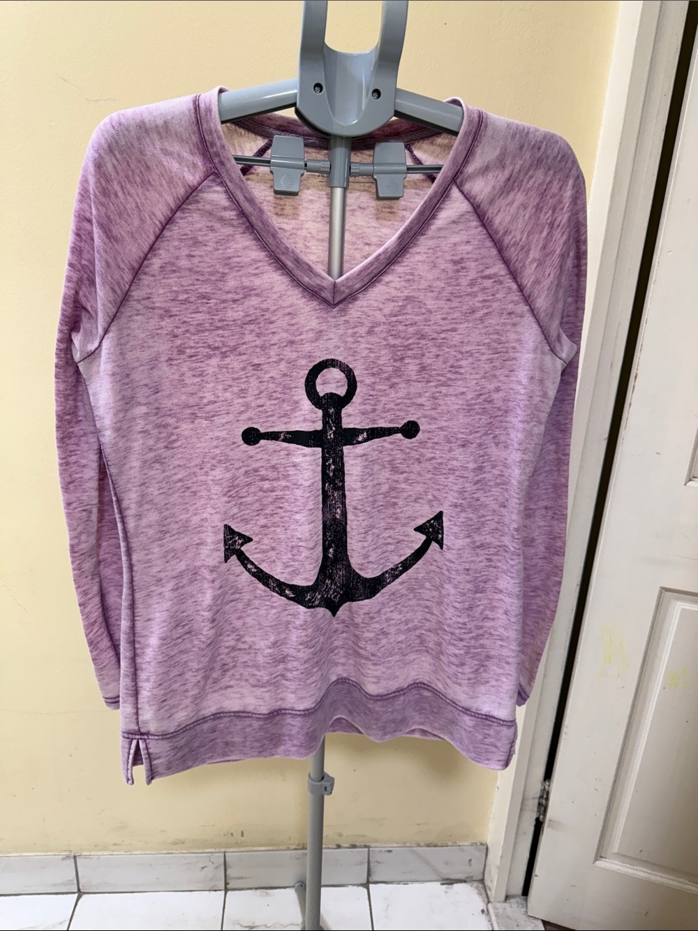 Almost Famous Lavender V-Neck Anchor Pullover